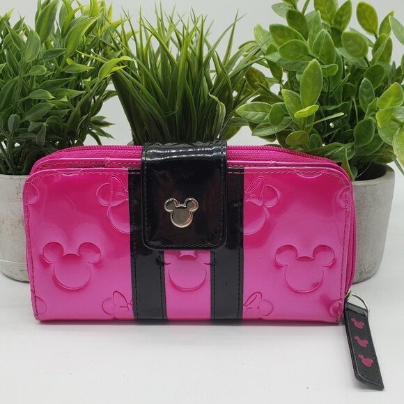Loungefly Minnie Loves Mickey Embossed Pink Black Patent Leather Wallet - Picture 1 of 10